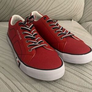 Tommy Hilfiger Man Sneakers size US 10,5